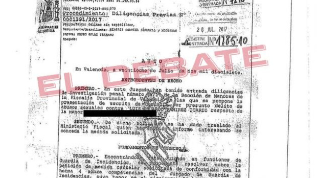Orden de alejamiento del exmarido de Oltra con fecha de registro de entrada en Conselleria del 28 de julio de 2017.  Orden de alejamiento del exmarido de Oltra con fecha de registro de entrada en Conselleria del 28 de julio de 2017. Orden de alejamiento del exmarido de Oltra con fecha de registro de entrada en Conselleria del 28 de julio de 2017.