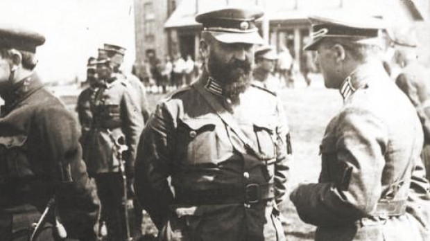 Oficiales ucranianos y polacos - Expedición a Kiev, abril de 1920 para el Tratado de Varsovia