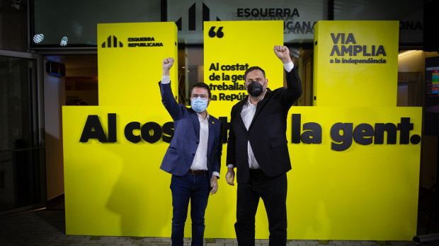 El presidente de la Generalitat, Pere Aragonès, y el líder de ERC, Oriol Junqueras.