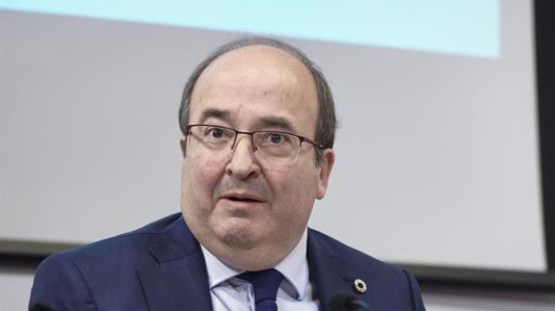 El Ministro de Cultura y Deportes, Miquel Iceta durante la presentación de los datos del Barómetro de Hábitos de Lectura y Compra de libros en España