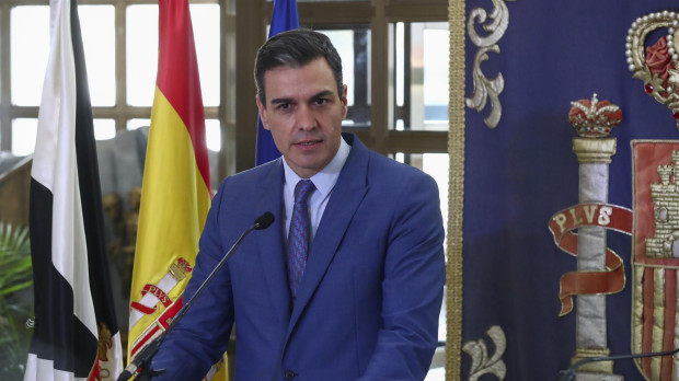 El presidente del Gobierno, Pedro Sánchez, interviene en una comparecencia de prensa en Ceuta, ciudad que visita este miércoles junto a Melilla tras el giro de la posición española sobre el Sáhara Occidental
