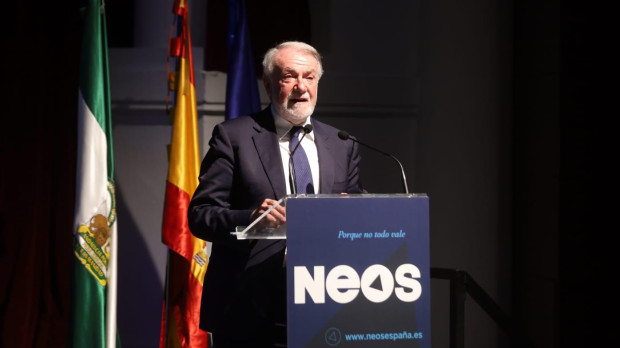 Jaime Mayor Oreja, en el acto de presentación de NEOS en Sevilla