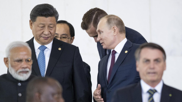 El presidente ruso, Vladimir Putin junto al chino, Xi Jinping en 2019