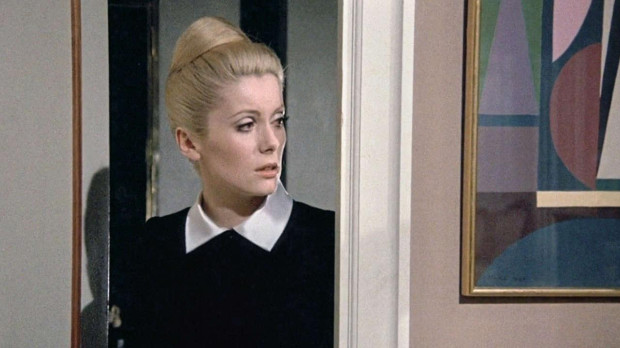 Prod DB © Five Film - Paris Film / DR BELLE DE JOUR de Luis Bunuel 1966 FRA/ITA avec Catherine Deneuve servante, gouvernante, bonne a tout faire d'apres le roman de Joseph Kessel
