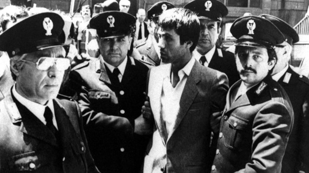 Ali Agca detenido en Roma tras atentar contra Juan Pablo II en 1981
