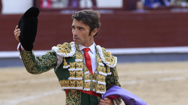 Fernando Robleño saludó una ovación