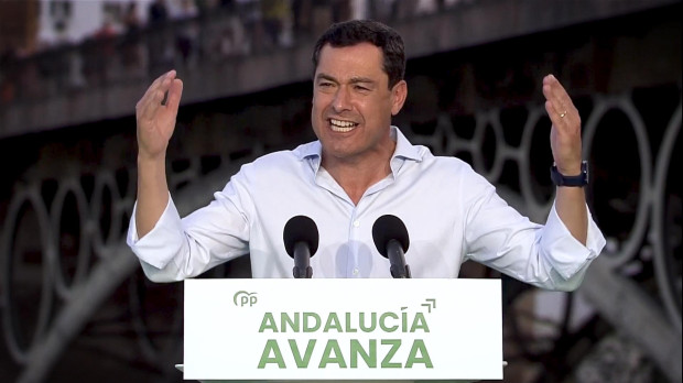 Juanma Moreno en Sevilla