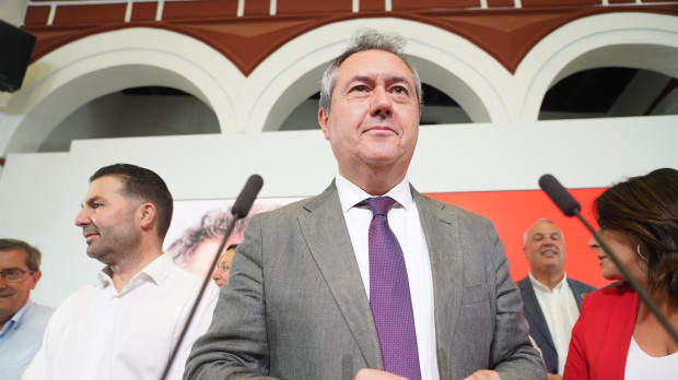 El secretario general del PSOE de Andalucía, Juan Espadas, en la rueda de prensa tras la reunión de la Ejecutiva del PSOE de Andalucía a 20 de junio del 2022 en Sevilla