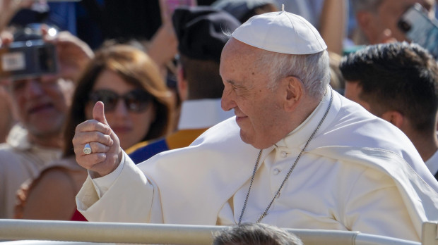 Pope Francis arrives to his weekly general audience in St. Peter's Square at The Vatican Wednesday, June 15, 2022. *** Local Caption *** .