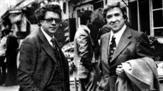 Teodulfo Lagunero (izquierda) junto a Santiago Carrillo
