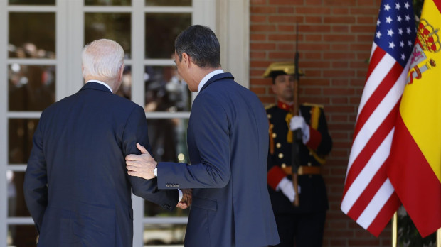 El presidente de los Estados Unidos, Joe Biden, llega a la Moncloa para un encuentro con Pedro Sánchez
