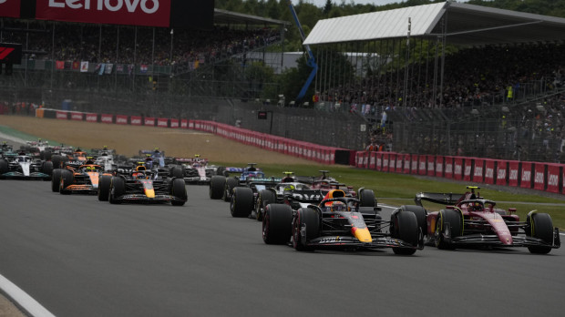 Momento de la salida del GP de Silverstone 2022