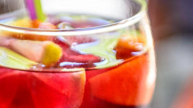Los menos de 40 años no deberían beber nada de alcohol