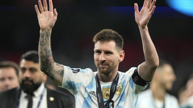 Lionel Messi, zurdo y considerado uno de los mejores jugadores de la historia