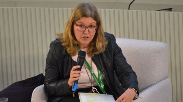 La nueva presidenta del INE, Elena Manzanera, en un acto.