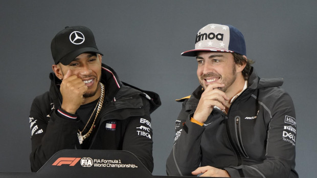 Fernando Alonso y Lewis Hamilton, en una imagen de 2018