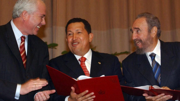 Rafael Ramírez, exministro de petróleos de Venezuela, Hugo Chávez y Fidel Castro
