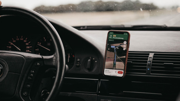 Google Maps avisará de los Stop o los semáforos que faltan para girar