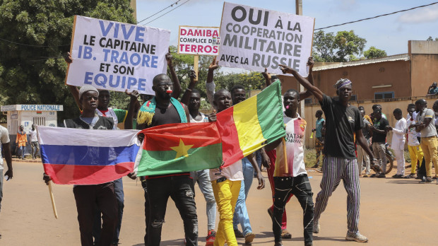Manifestaciones a favor del golpe de estado en Burkina Faso