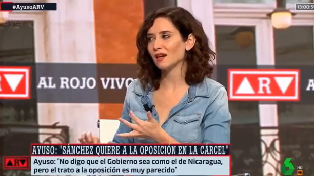 Ayuso ha visitado este jueves el plató de Al Rojo Vivo