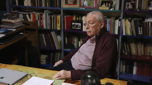 Joaquín Leguina, en su domicilio de Madrid