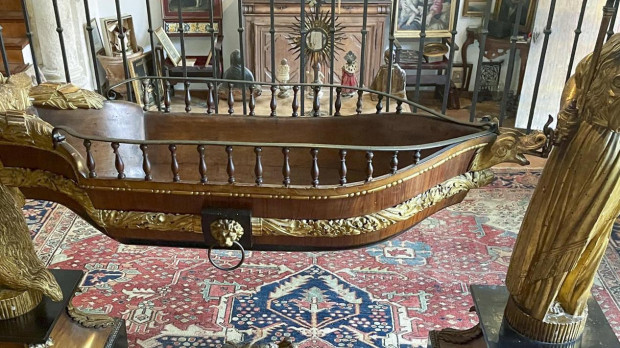 Cuna de Alfonso XII