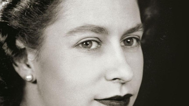 «Isabel II: vida de una reina (1926-2022)» de Robert Hardman