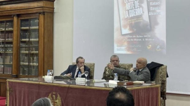 Presentación libro general Dávila