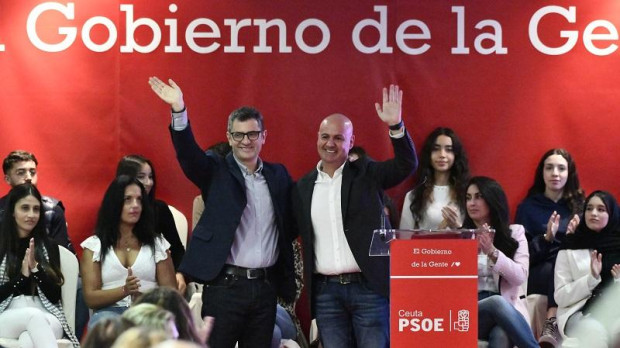 Días antes de que este trabajador acudiera a la Policía Nacional, el hoy secretario general del PSOE de Ceuta, Juan Gutiérrez, aseguró en un medio de comunicación local que su partido “no entra en campañas personales y mucho menos con un asunto tan delicado como es el referente a los menores”. Gutiérrez se refirió a la trama falsa de tocamientos como “guarradas, acciones sucias y barriobajeras” pero evitó referirse a Antonia Palomo, ex secretaria general de los socialistas ceutíes y jefa del Área de Menores de la ciudad autónoma.