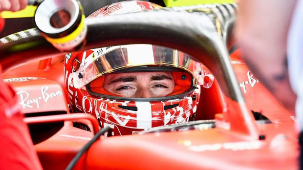 La cámara Driver's Eye se encuentra en el interior del casco de Charles Leclerc