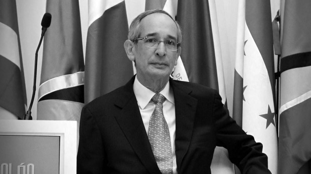 Alvaro Colom
