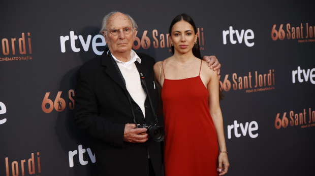 Director Carlos Saura and and actress Ana Saura Ramon at the photocall of the 66th edition of the Sant Jordi awards in Barcelona on Tuesday, April 26, 2022.