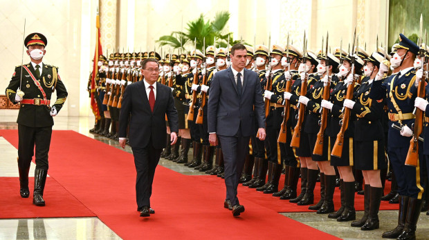 Recepción oficial con honores al presidente Pedro Sánchez, este jueves, en Pekín