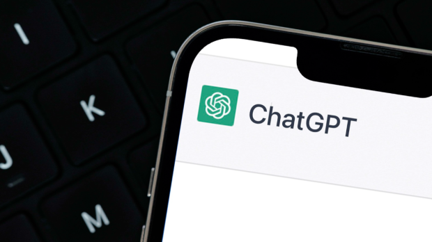 Imagen en un teléfono de Chat GPT