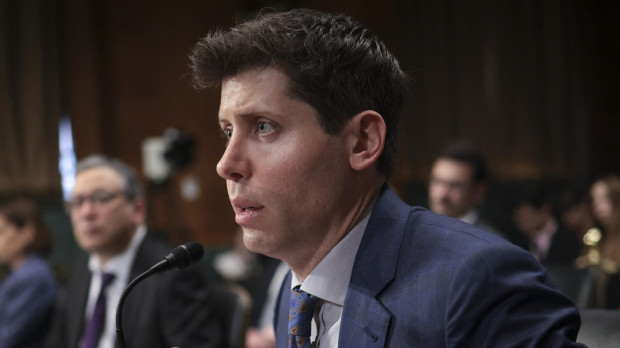 Sam Altman, CEO de OpenAI, durante su comparecencia