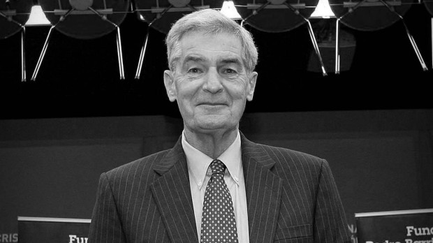 Robert Lucas