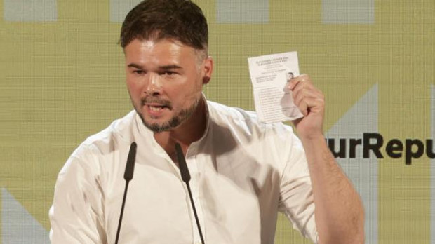 Gabriel Rufián, durante el acto de cierre de campaña en Santa Coloma