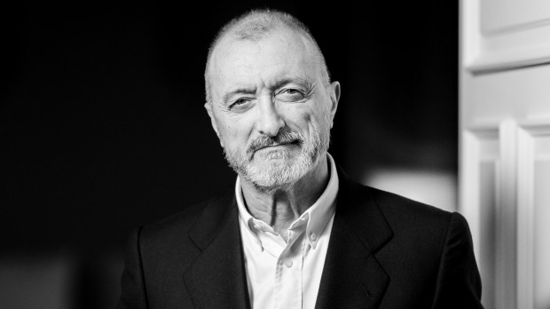 El escritor Arturo Pérez-Reverte