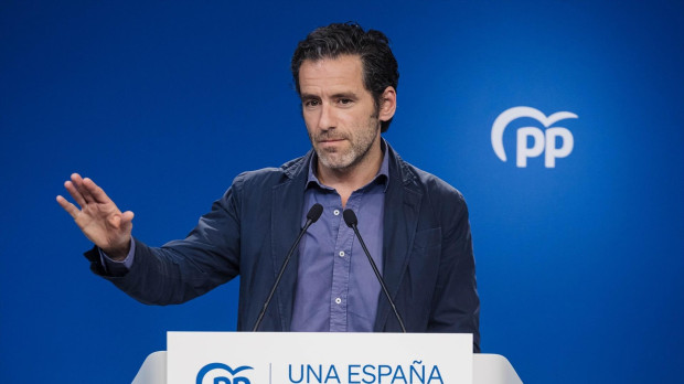 El portavoz del comité de campaña del PP y vicesecretario de Cultura y Sociedad Abierta, Borja Sémper, interviene durante una rueda de prensa posterior a la reunión del Comité de Dirección del PP, en la sede nacional del PP, a 12 de junio de 2023, en Madrid (España). Borja Sémper ha admitido hoy que cualquier persona que haya tenido algún episodio relacionado con la violencia de género o haya sido condenado por violencia, es para el PP "una línea roja", en alusión a la condena del candidato de Vox en la Comunidad Valenciana, Carlos Flores, en 2002 por violencia familiar contra su exmujer. 12 JUNIO 2023;MADRID;PP;RECHAZO VOX;COMUNIDAD VALENCIANA Carlos Luján / Europa Press 12/6/2023