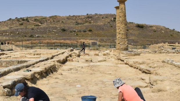 Excavaciones en el yacimiento hispanorromano de Los Bañales