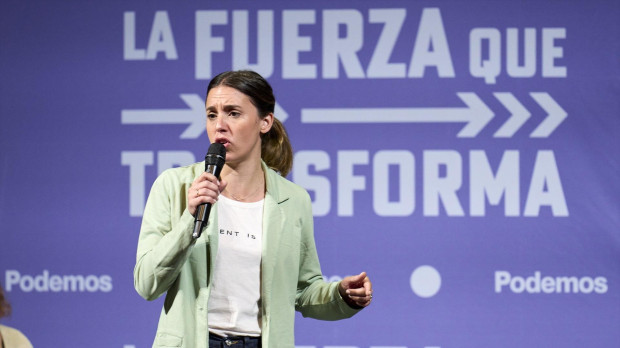 La ministra de Igualdad, Irene Montero, interviene durante un acto de campaña de Podemos