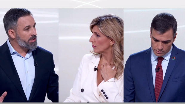 Santiago Abascal, Yolanda Díaz y Pedro Sánchez durante el debate a tres