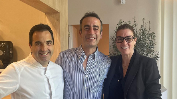 Manuel Ruiz de Lara, con Óscar Velasco y Montse Abellá