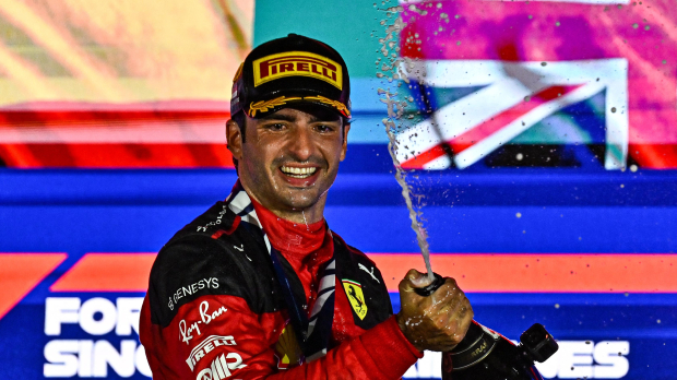 Carlos Sainz consiguió en Singapur su segundo triunfo en F1