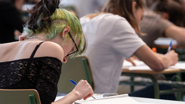 Estudiantes realizando la prueba de Selectividad