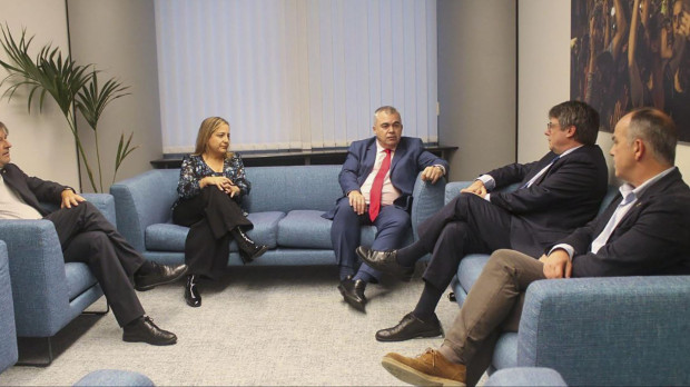 Carles Puigdemont y Santos Cerdán en la reunión del pasado lunes en el Parlamento Europeo