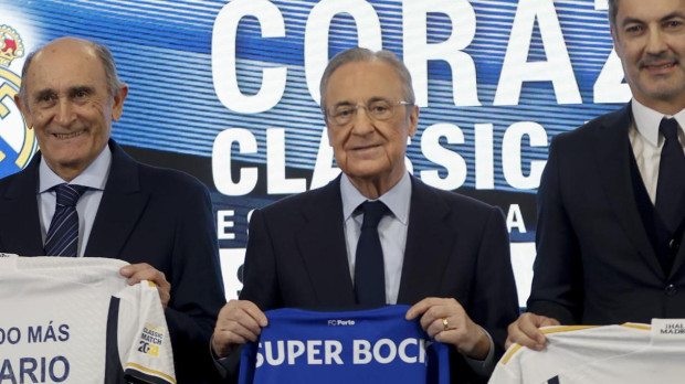 José Martínez 'Pirri', Florentino Pérez y Víctor Baia, en la presentación de este partido