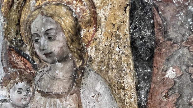 Frescos en la iglesia Santiago Apóstol Llerena
