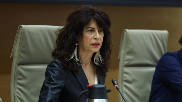 La ministra de Igualdad, Ana Redondo, comparece ante una Comisión en el Congreso