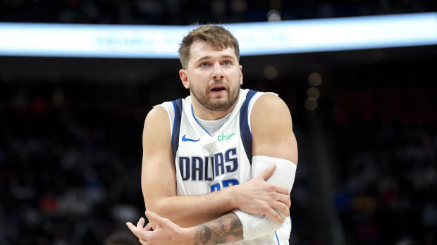 Luka Doncic volvió a hacer un triple-doble contra Detroit Pistons